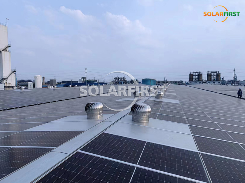 河南省焦作市の 3MWp BIPV ルーフ マウント