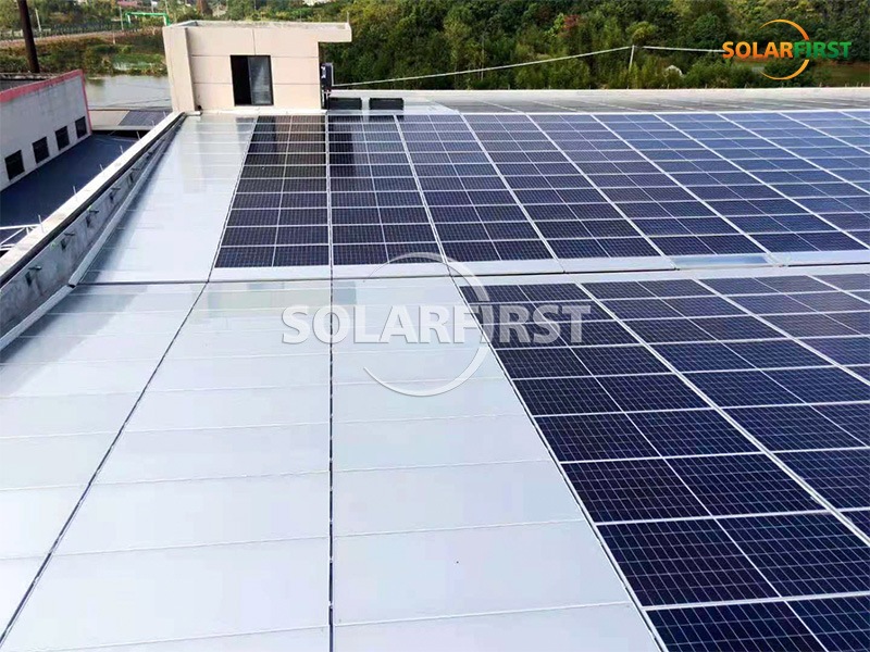 浙江省温州市の 2.2MWp BIPV 屋上設置型