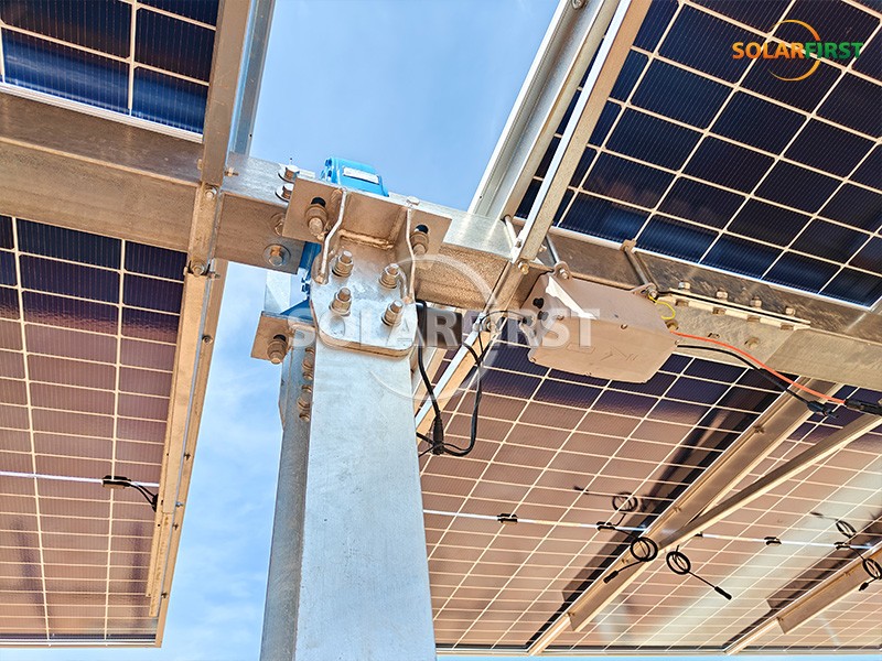 イノベーションによる太陽光発電の再定義：新たなエネルギーベンチマークの確立
